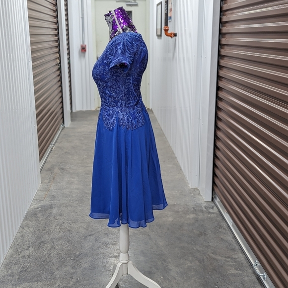 JJ's House Blue A-line Scoop Short/Mini Chiffon Formal Dress With Beading - Picture 3 of 12